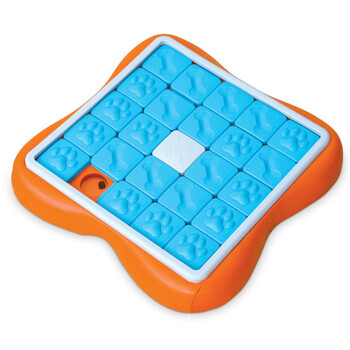 https://charly.devbplanet.si/uploads/products/71f8ea7d-f909-4371-820f-ebee2ed8e895/small/nina-ottosson-challenge-slider---interaktivna-igraca-za-psa---stopnja-32.jpg