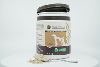 https://charly.devbplanet.si/uploads/products/99c40506-f8bd-4c4f-8b84-dc8a0944795a/small/np-microzeogen-complementary-feed-for-dogs-and-cats-with-calcium-250-g.JPG
